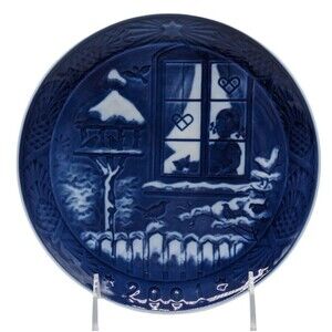Royal Copenhagen Denmark Annual Christmas Plate Watching The Birds